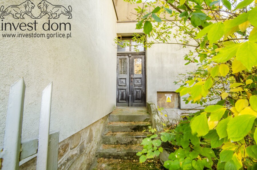 gorlicki, Gorlice, Gorlice, Stróżowska, Gorlice, ul. Stróżowska – dom z 3 lokalami mieszkalnymi